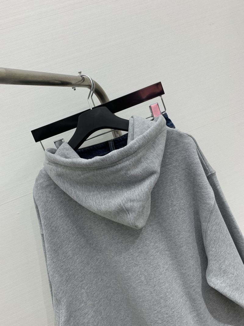 Unclassified Brand Outwear